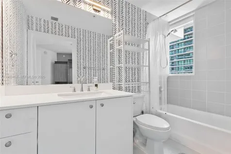 60 SW 13th Street Miami FL 33130