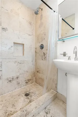 1211 Pennsylvania Avenue Miami Beach FL 33139