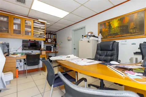 7311 NW 56th Street Miami FL 33166