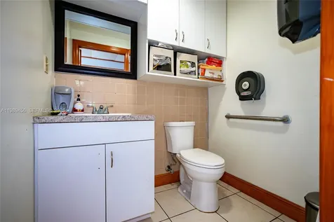 7311 NW 56th Street Miami FL 33166