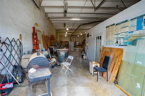 7311 NW 56th Street Miami FL 33166