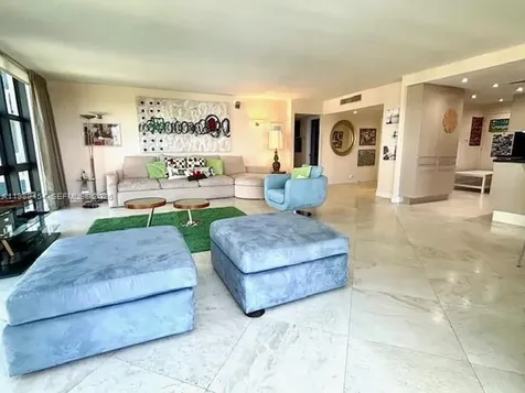 1111 Crandon Boulevard Key Biscayne FL 33149