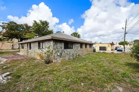 1178 NW 41st Terrace Lauderhill FL 33313