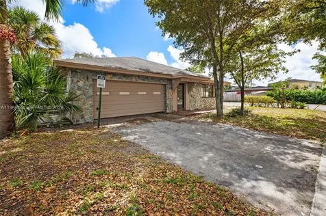 1178 NW 41st Terrace Lauderhill FL 33313