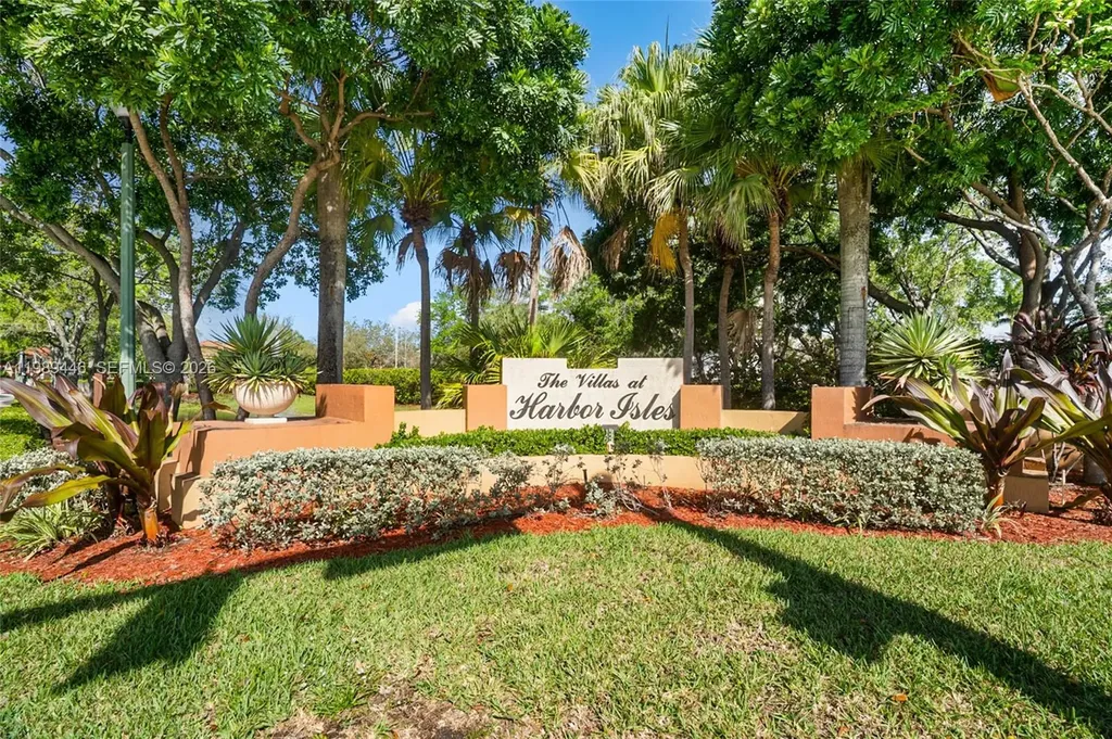 2265 Mariner Court Dania Beach FL 33312