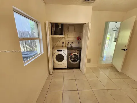 11806 SW 102nd Street Miami FL 33186
