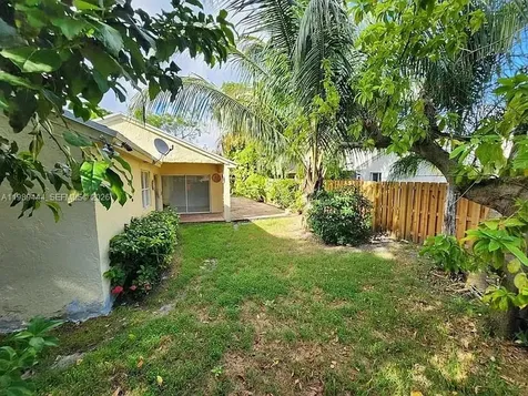 11806 SW 102nd Street Miami FL 33186
