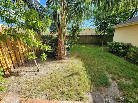 11806 SW 102nd Street Miami FL 33186
