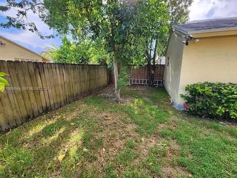 11806 SW 102nd Street Miami FL 33186