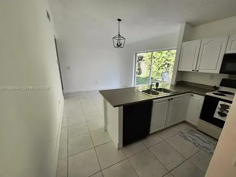 11806 SW 102nd Street Miami FL 33186