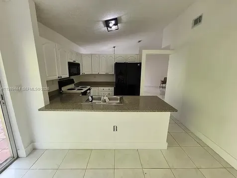 11806 SW 102nd Street Miami FL 33186