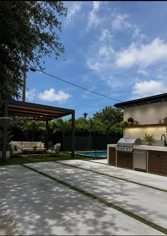 500 NW 43rd Street Miami FL 33127