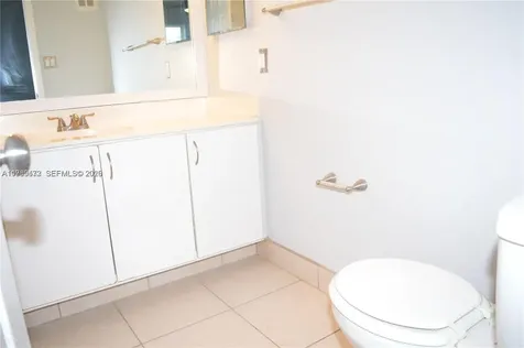 9 NE 19th Court Wilton Manors FL 33305
