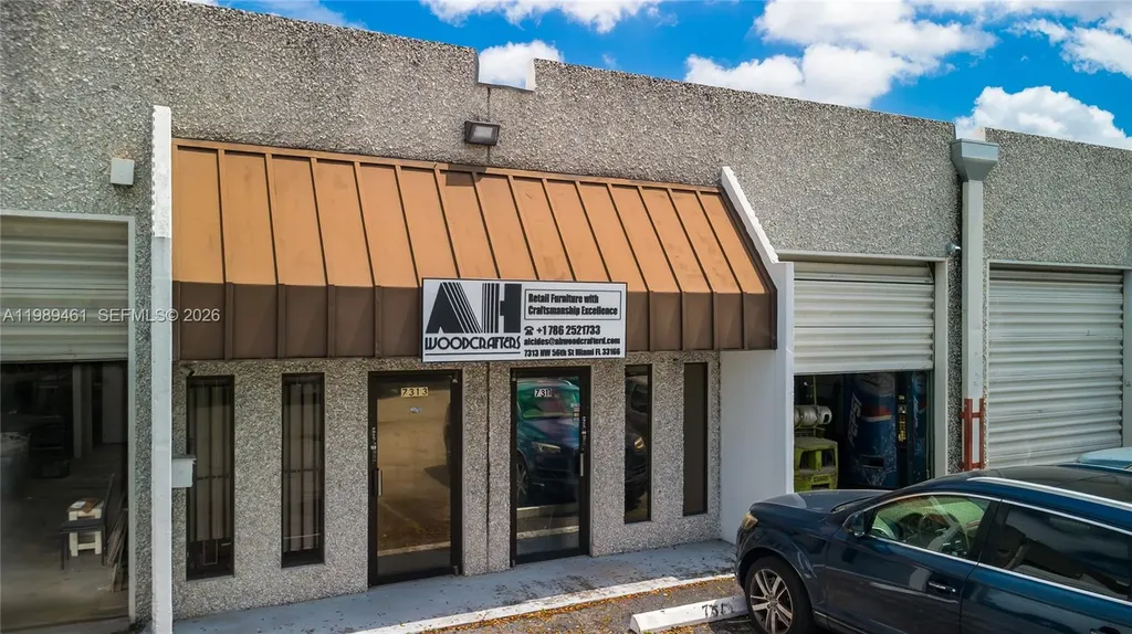 7313 NW 56th Street Miami FL 33166