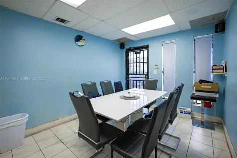 7313 NW 56th Street Miami FL 33166