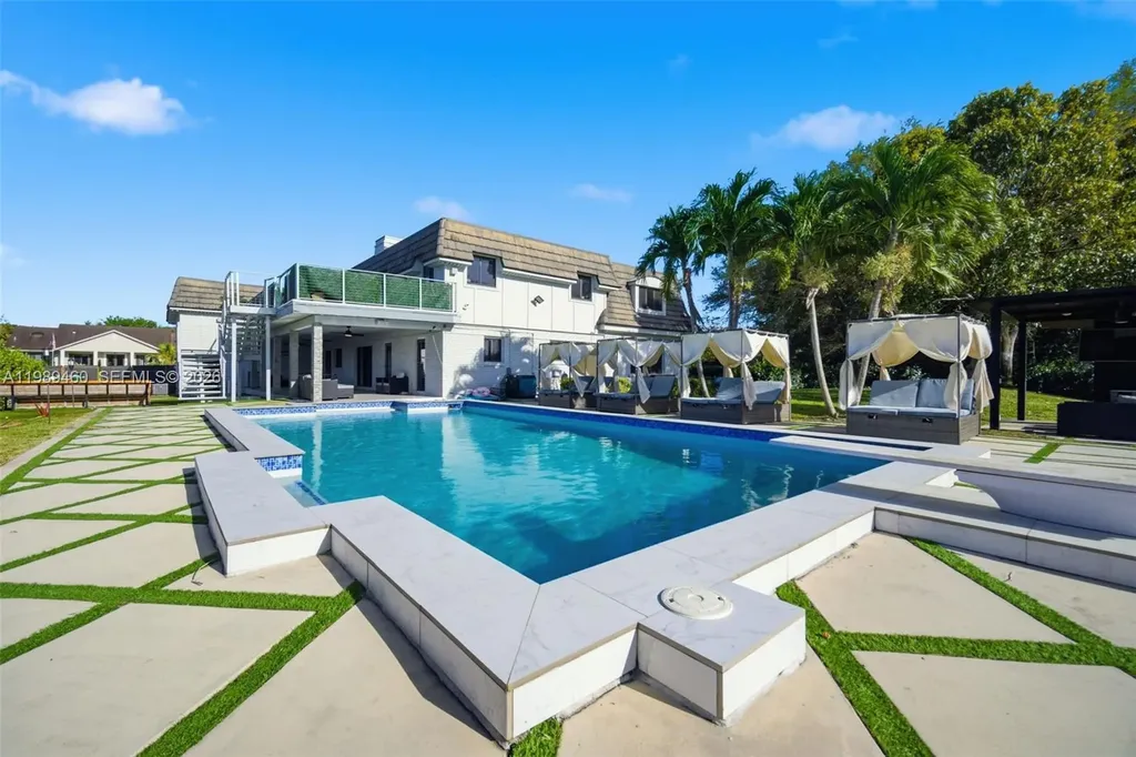 2201 SW 115th Terrace Davie FL 33325