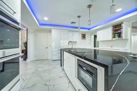 2201 SW 115th Terrace Davie FL 33325