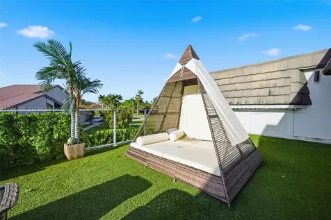 2201 SW 115th Terrace Davie FL 33325