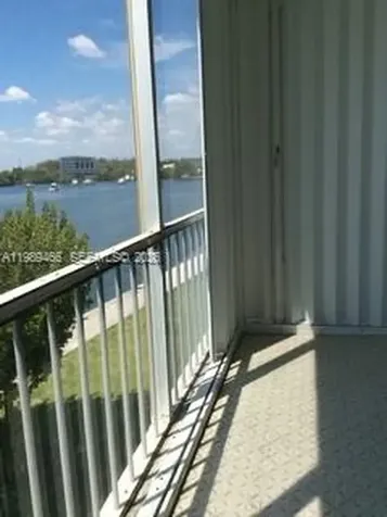 3000 Marcos Drive Aventura FL 33160