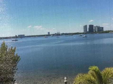 3000 Marcos Drive Aventura FL 33160