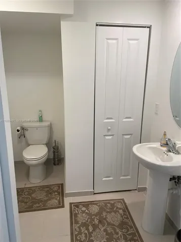 20548 NE 5th Place Miami FL 33179