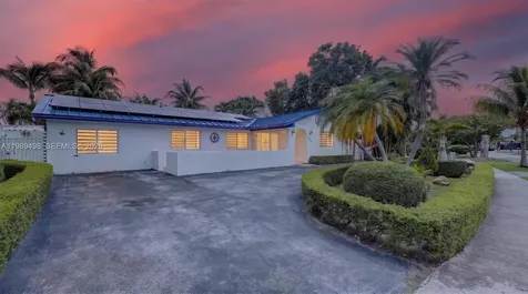 15022 SW 67th Lane Miami FL 33193
