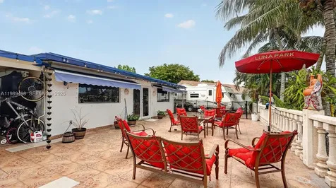 15022 SW 67th Lane Miami FL 33193