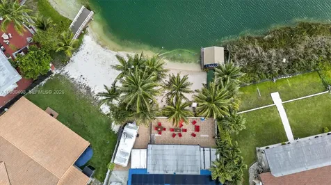 15022 SW 67th Lane Miami FL 33193