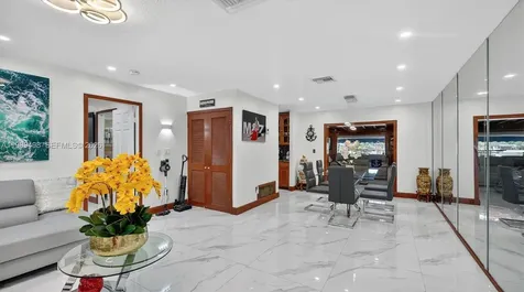 15022 SW 67th Lane Miami FL 33193