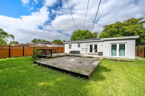 531 Forrest Drive Miami Springs FL 33166