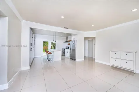 531 Forrest Drive Miami Springs FL 33166