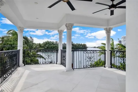 919 92nd Street Surfside FL 33154