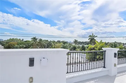 919 92nd Street Surfside FL 33154