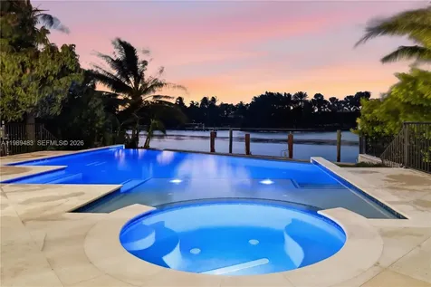 919 92nd Street Surfside FL 33154