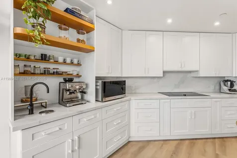 151 Crandon Boulevard Key Biscayne FL 33149