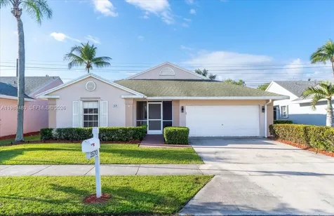 2570 SE 7th Place Homestead FL 33033