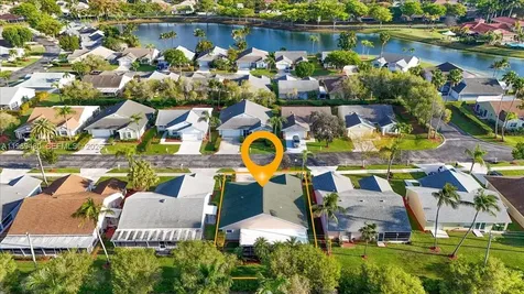 2570 SE 7th Place Homestead FL 33033