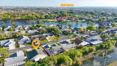 2570 SE 7th Place Homestead FL 33033