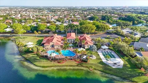 2570 SE 7th Place Homestead FL 33033