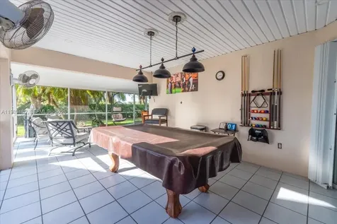 2570 SE 7th Place Homestead FL 33033