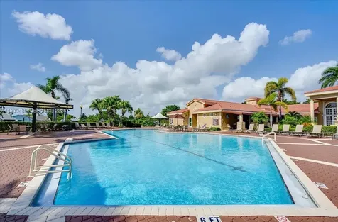 2570 SE 7th Place Homestead FL 33033