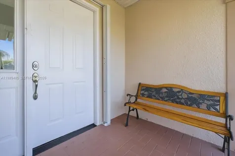 2570 SE 7th Place Homestead FL 33033