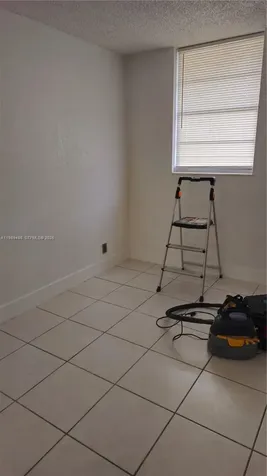 4550 NW 9th Street Miami FL 33126