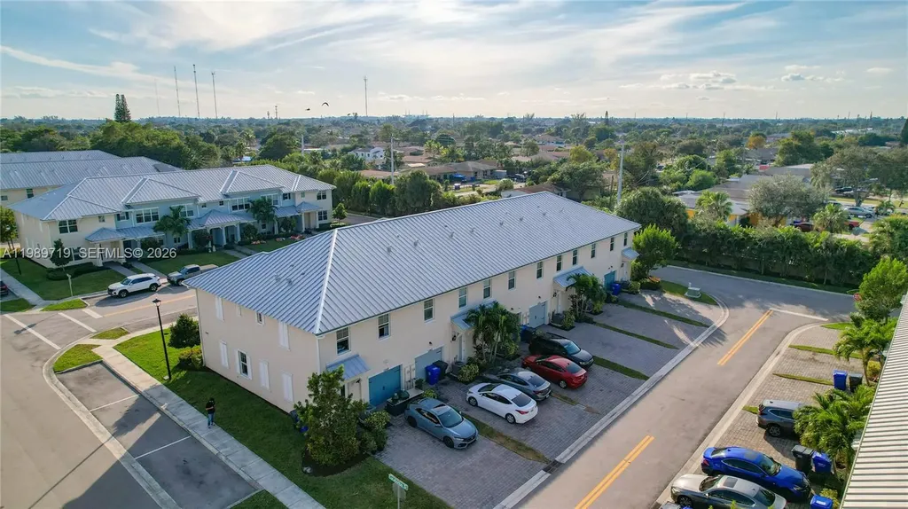 1240 Eucalyptus Drive Hollywood FL 33021