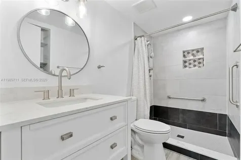 2500 NE 135th Street Unit#b206 North Miami FL 33181