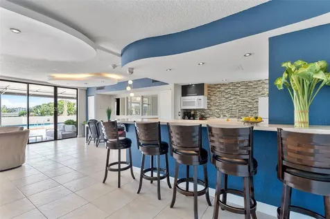 2500 NE 135th Street Unit#b206 North Miami FL 33181