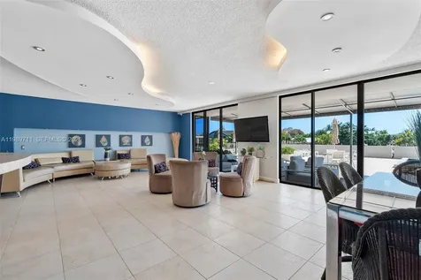 2500 NE 135th Street Unit#b206 North Miami FL 33181