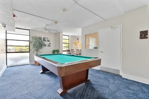 2500 NE 135th St Unit#b206 North Miami FL 33181