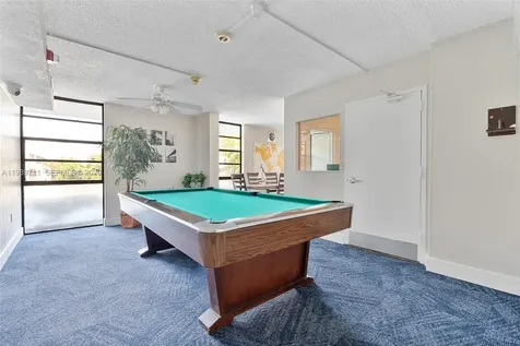 2500 NE 135th Street Unit#b206 North Miami FL 33181