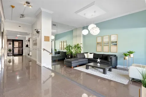 2500 NE 135th St Unit#b206 North Miami FL 33181